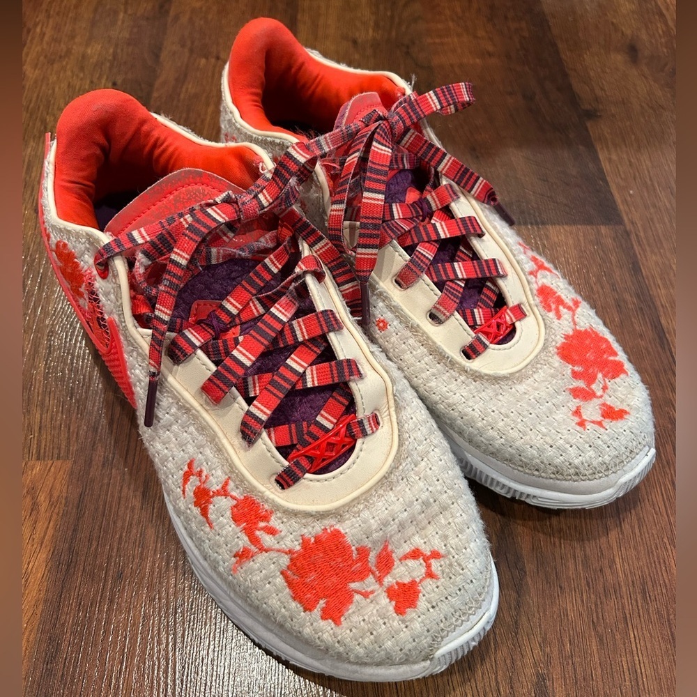 Nike Lebron XX 20 'Mimi Plange Ceremony' Floral Sneakers Men’s Size 9